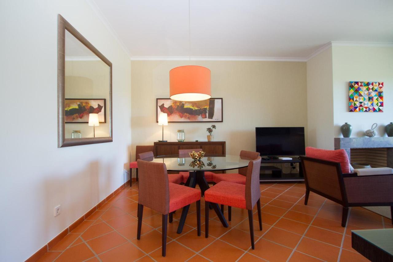 Al - Apartamento Vila Sol F5 T 奎特里拉 外观 照片