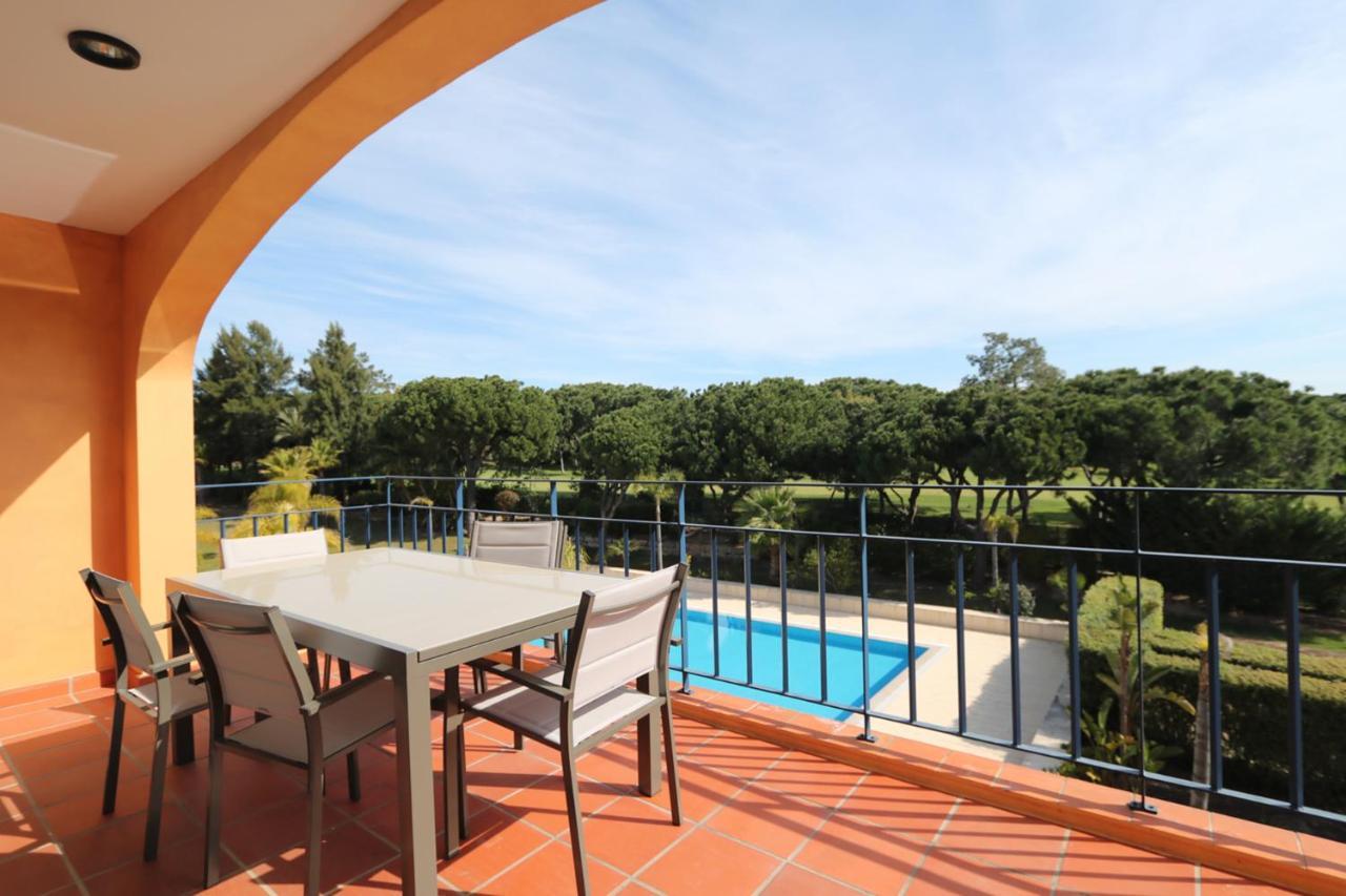 Al - Apartamento Vila Sol F5 T 奎特里拉 外观 照片