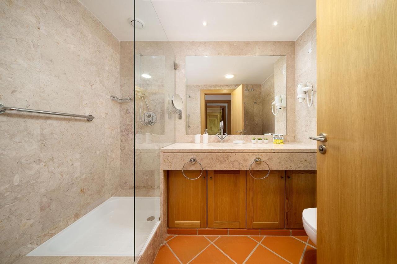 Al - Apartamento Vila Sol F5 T 奎特里拉 外观 照片